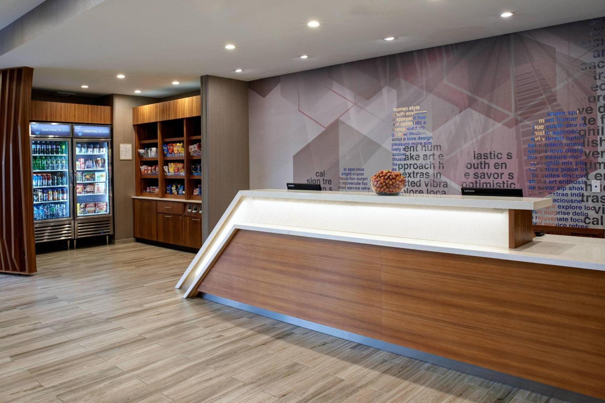 Springhill Suites By Marriott Grand Rapids West Грандвилл Экстерьер фото