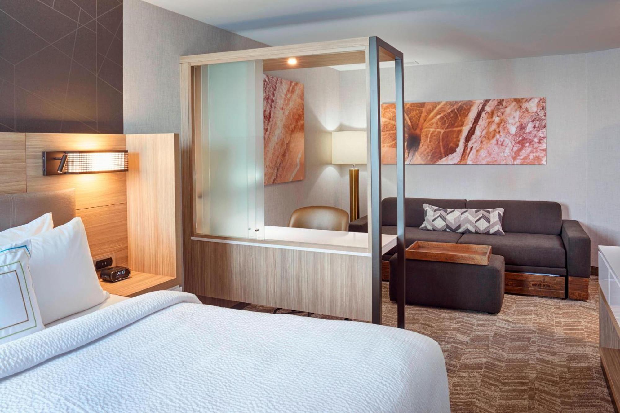 Springhill Suites By Marriott Grand Rapids West Грандвилл Экстерьер фото