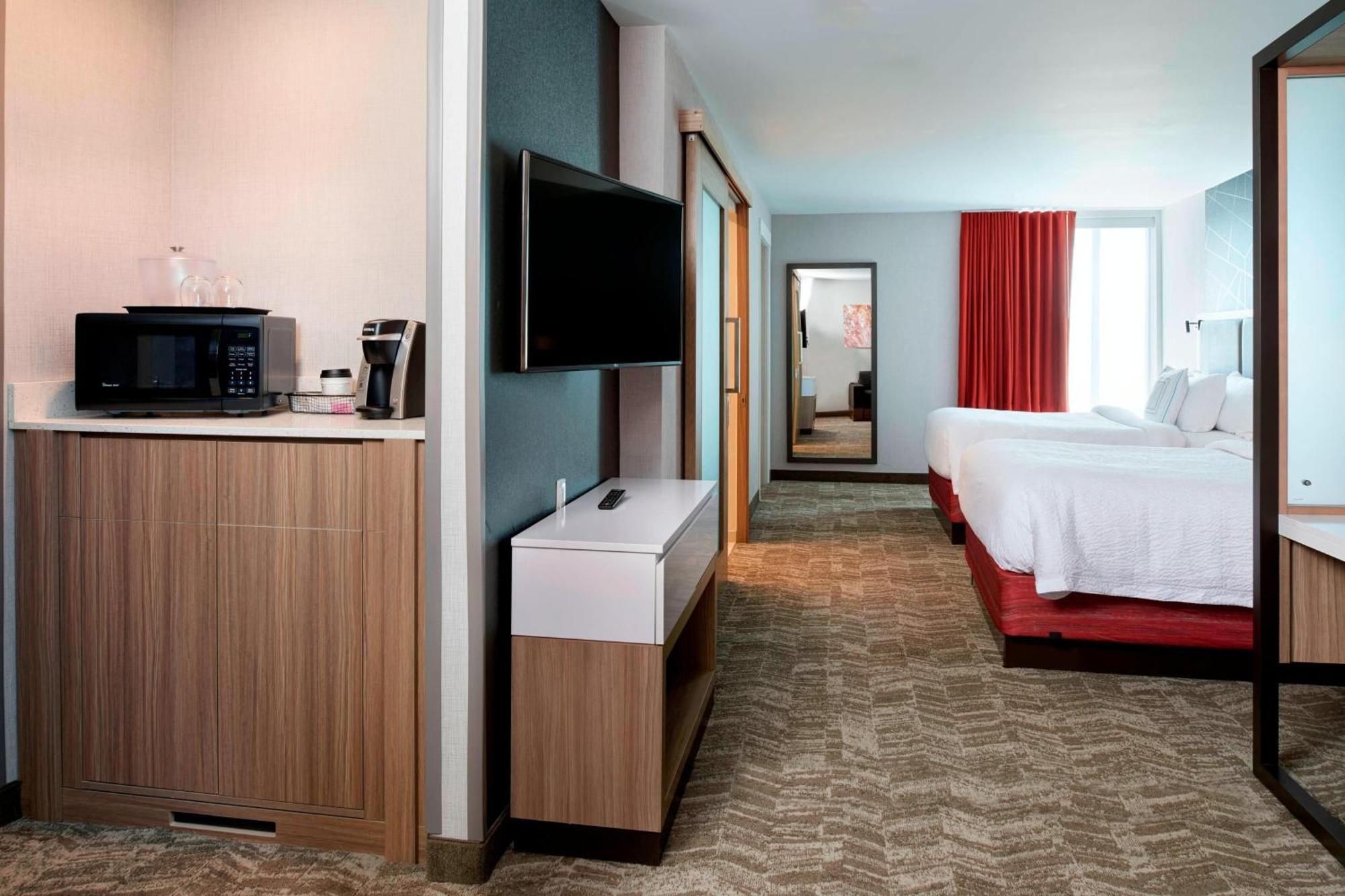 Springhill Suites By Marriott Grand Rapids West Грандвилл Экстерьер фото